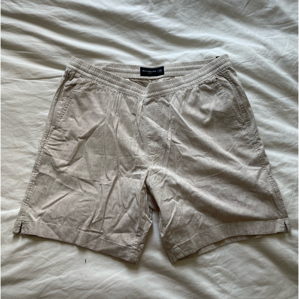 AF 9” LINEN BLEND SHORTS